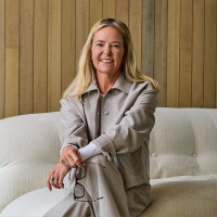 Heidi O’Neill: lululemon CEO, Career, Leadership, and Brand Strategy